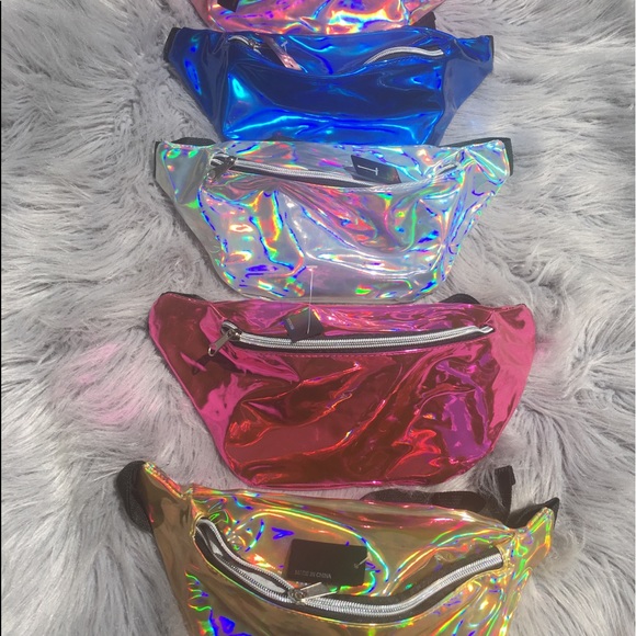 🌈 Hologram Cross Fanny 🌈 - Picture 4 of 8